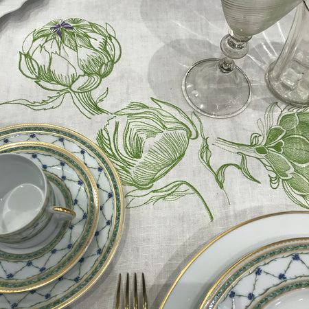 Linen tablecloth embroidered with artichokes ARTIPARIS