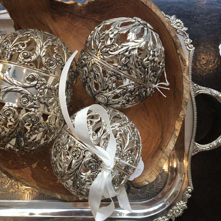 Boite bombonnière boile metal argenté