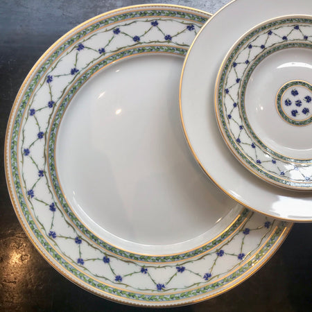assiette de presentation allee du roy raynaud