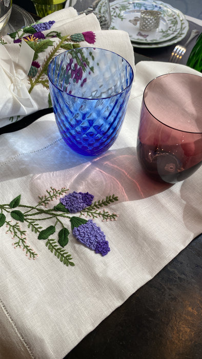 6 linen napkins embroidered with wildflowers