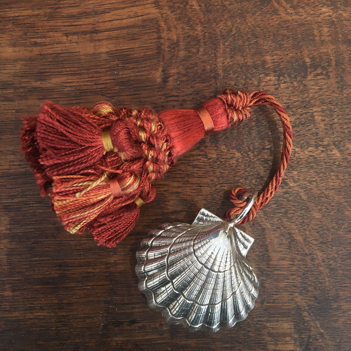 Coquille St Jacques key ring