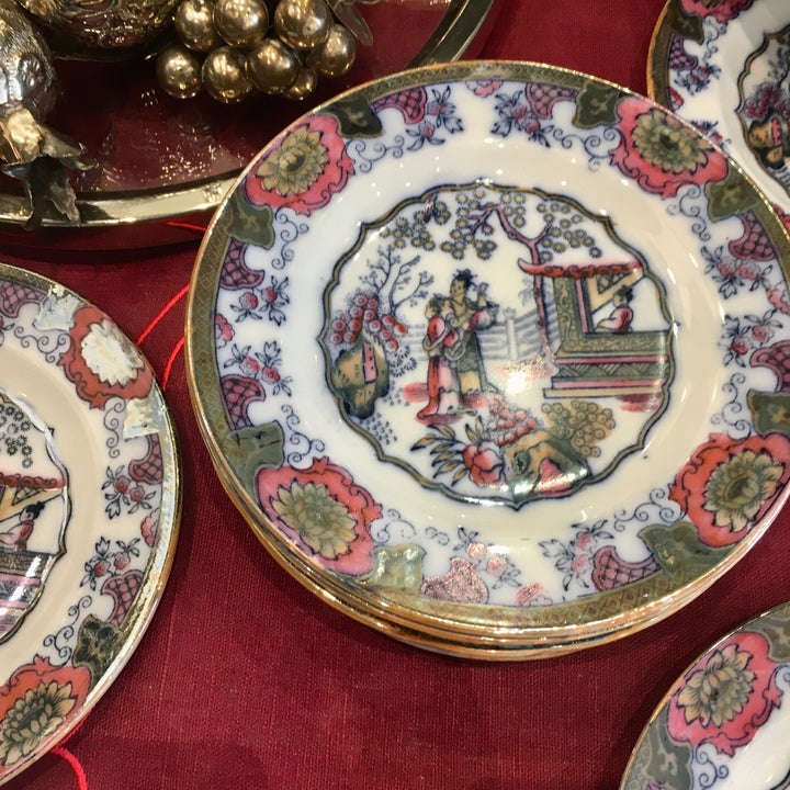Pink Chinese dessert plates