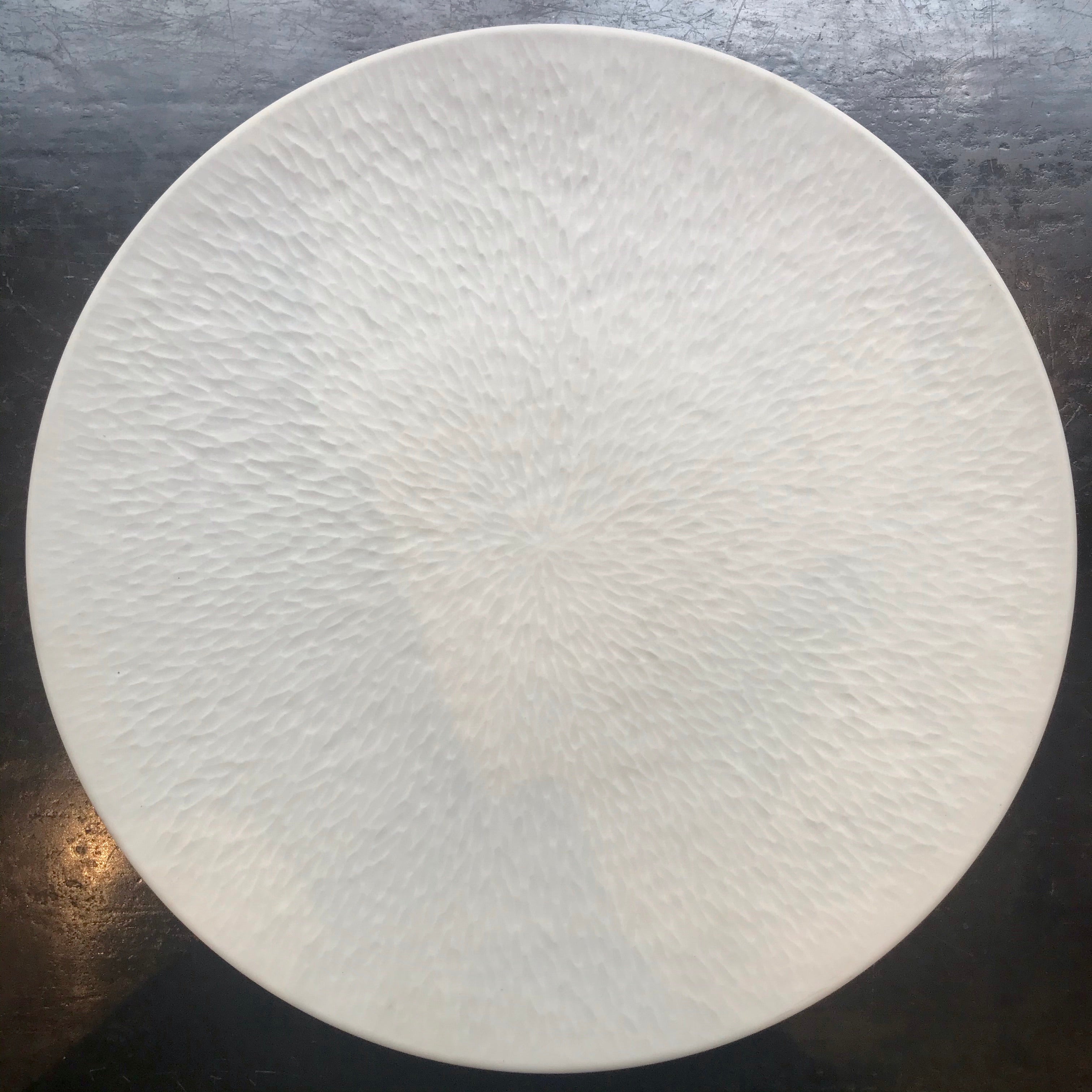 Raynaud's White Sablé Mineral Presentation Plate