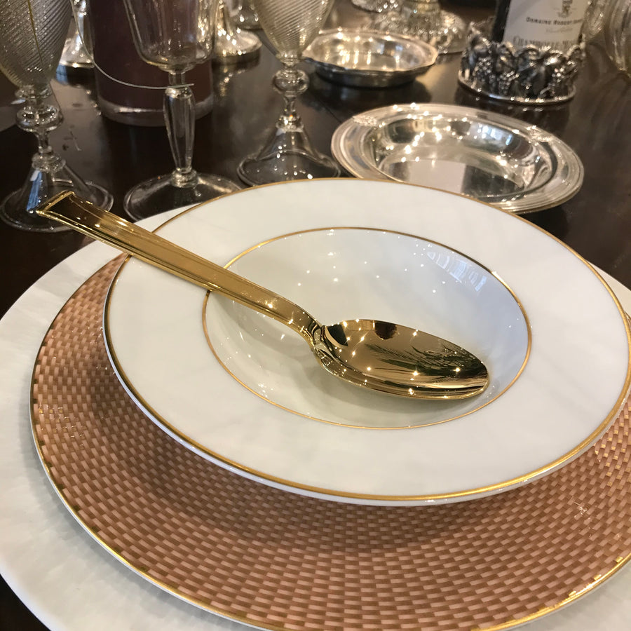 Assiettes creuses et divers
