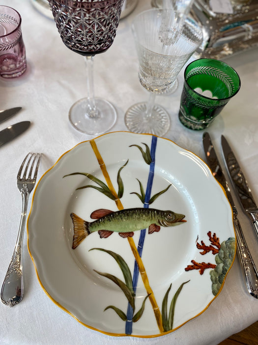 Assiette porcelaine peinte poisson