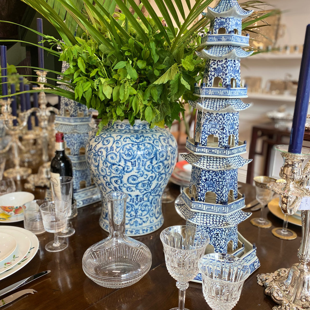 Potiche blanc bleu