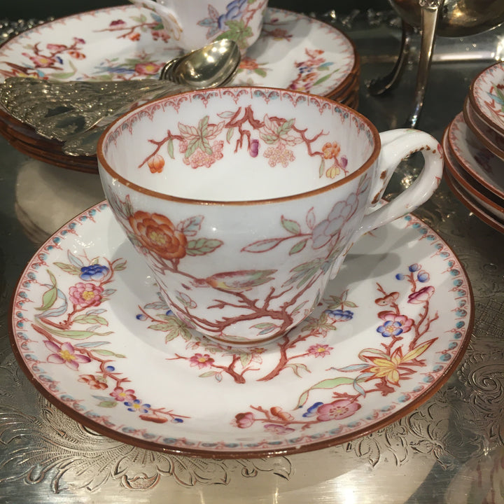 Tasses à  café Sarreguemines blanches et roses